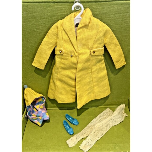 Vintage Barbie Sears Exclusive The Yellow Go 1816 Coat hat shoes Hose Stockings - Picture 2 of 9